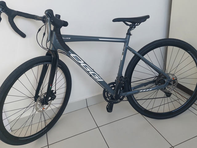 velobici グレー サイクルジャケット Classificados Bikemagazine - Oggi Velloce Disc 700 2026